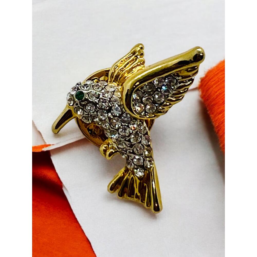 Hummingbird Pin-Crystals-Green Eye-Gold Tone-Brooch-Tie Tact-Lapel-Vintage